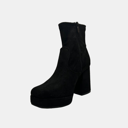 East-1 BlackSuede