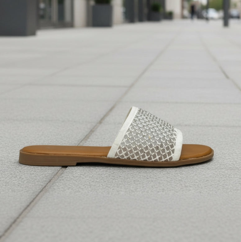 Ample-75 White