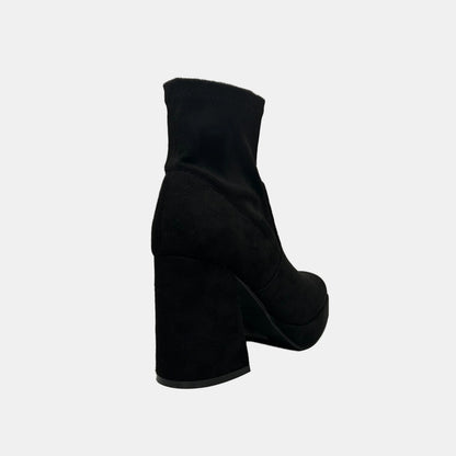 East-1 BlackSuede