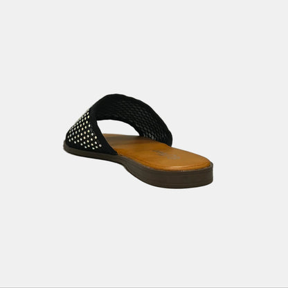 Ample-75 Black