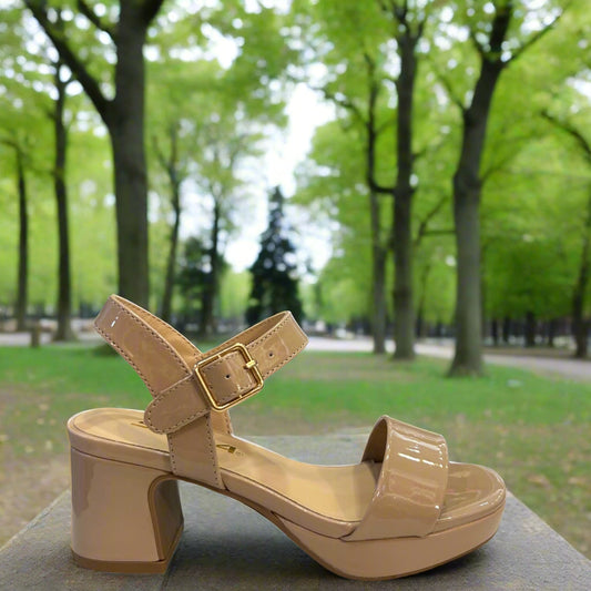 macey-2s beige pat kids