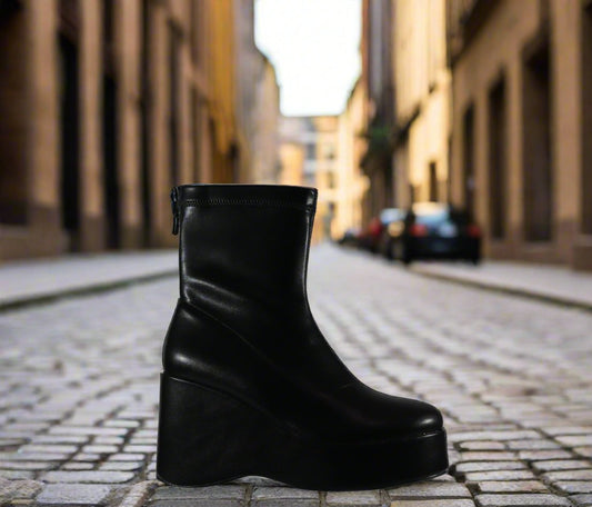 docia-1 black pu