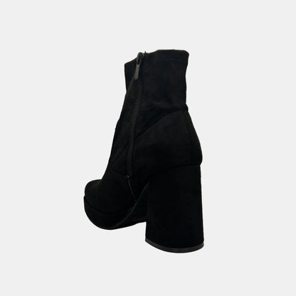 East-1 BlackSuede