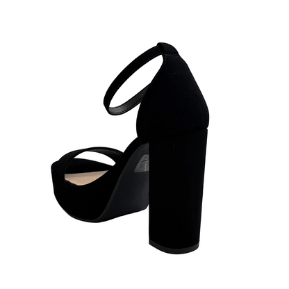 Radio-s Black Nub