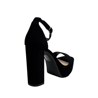Radio-s Black Nub