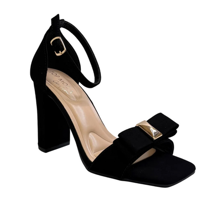 Yvonne-20 Black Nub