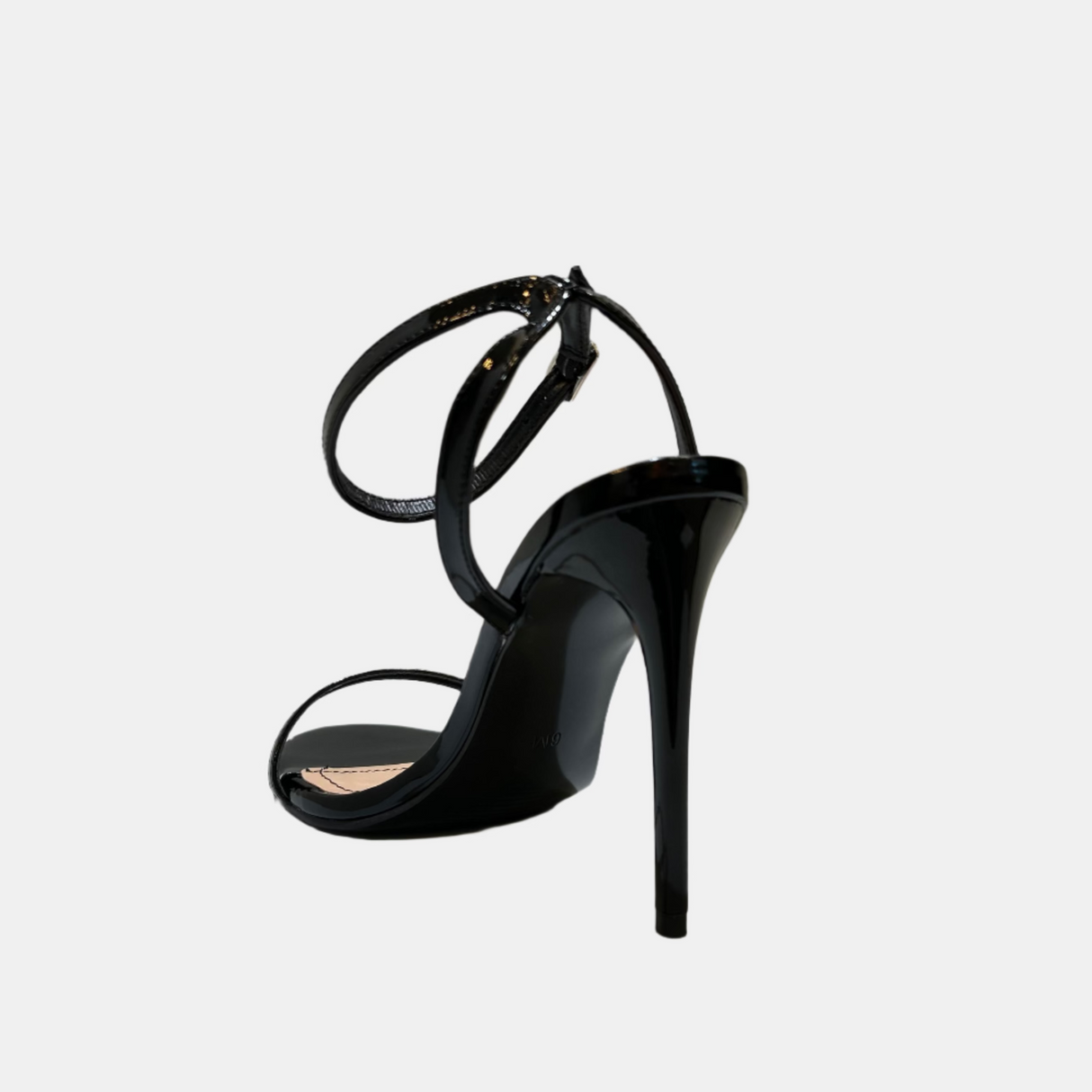 Showy-39 BlackPat