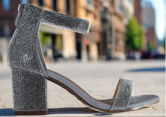 delia-80 silver glitter