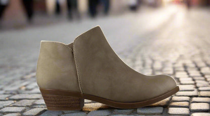 edgy-2s beige kids shoes