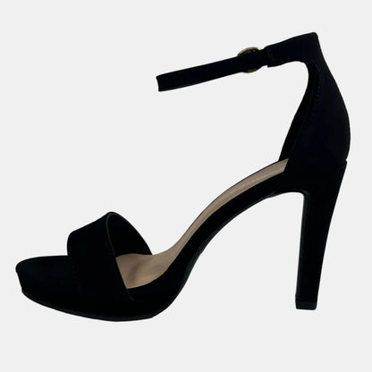 Free Yanira-2 Black
