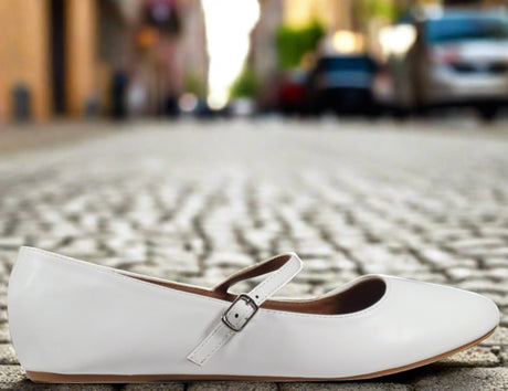tory-8 white